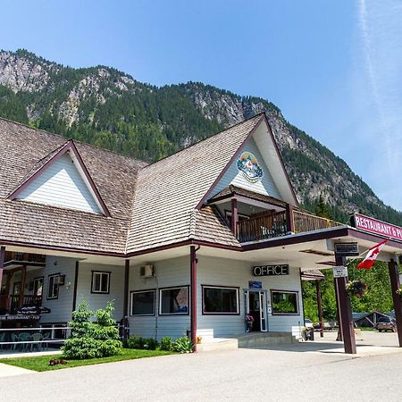 Peaks Lodge Revelstoke Luaran gambar