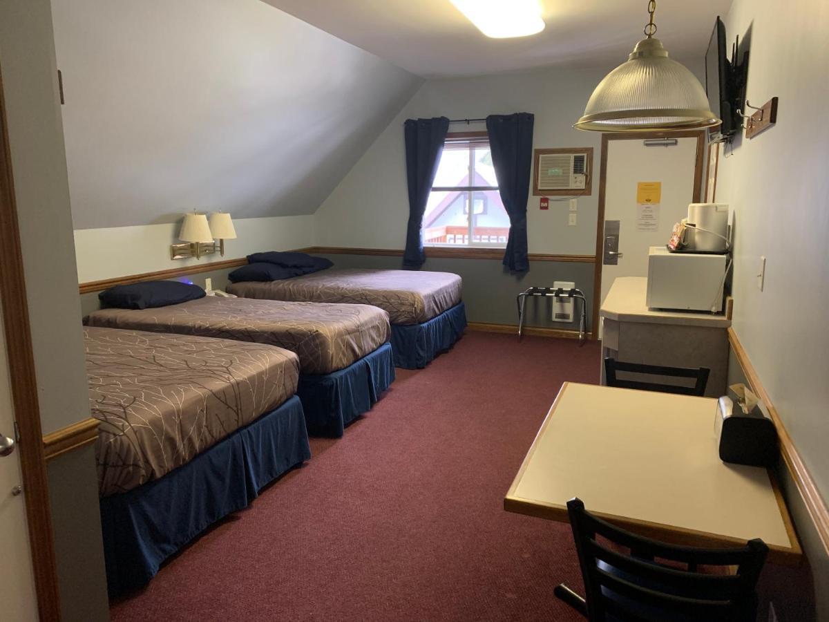 Peaks Lodge Revelstoke Luaran gambar