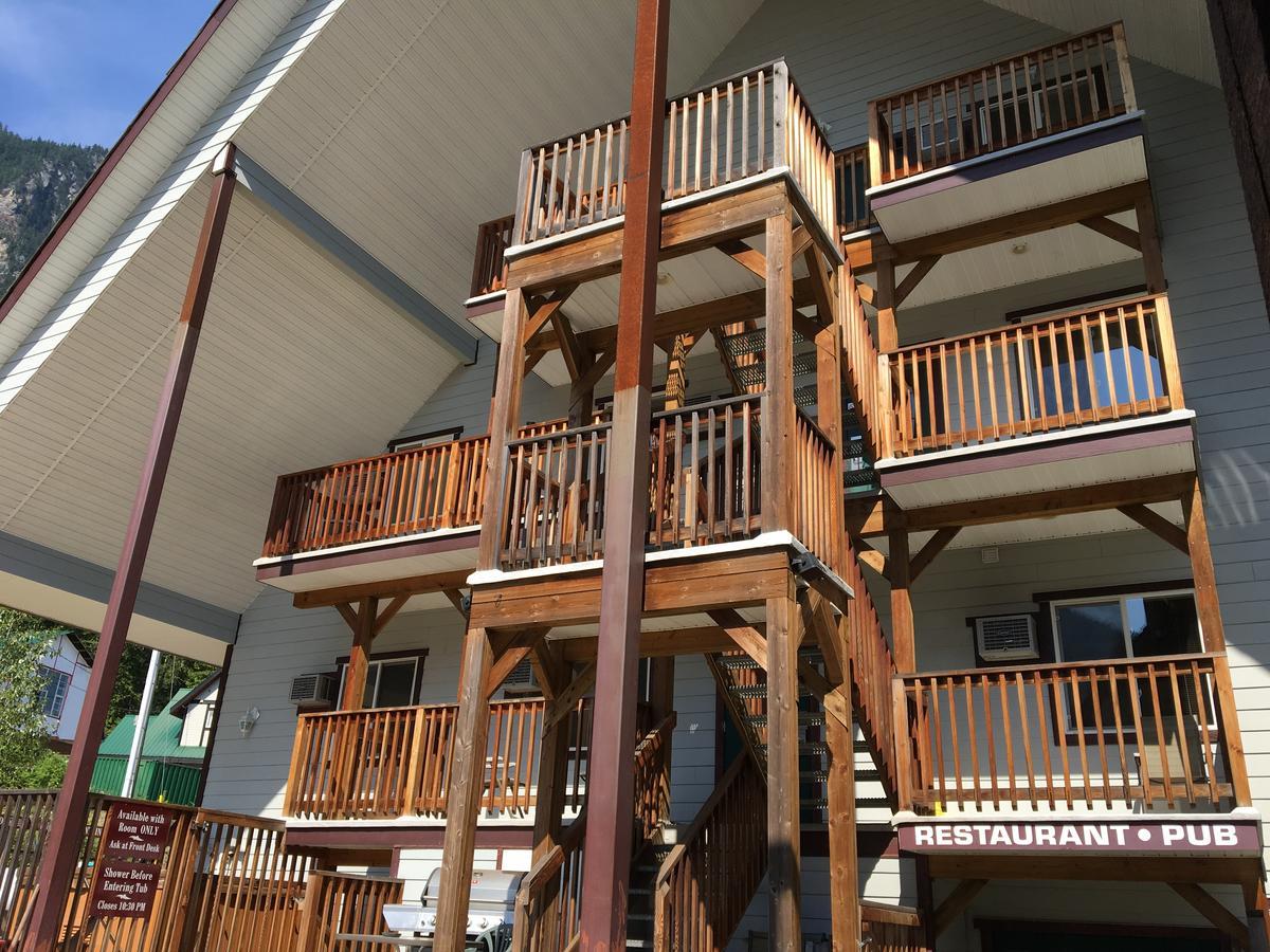 Peaks Lodge Revelstoke Luaran gambar