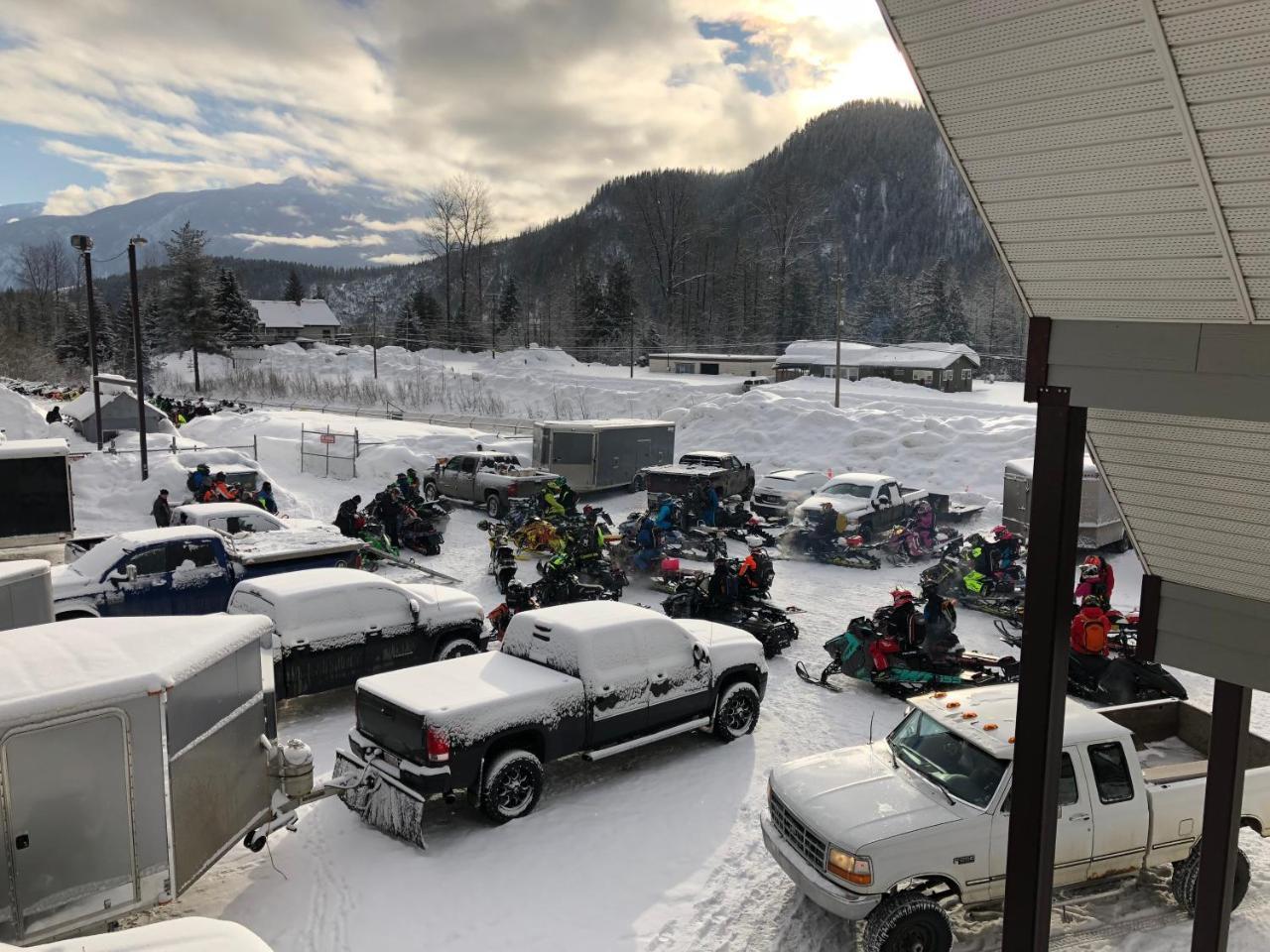 Peaks Lodge Revelstoke Luaran gambar
