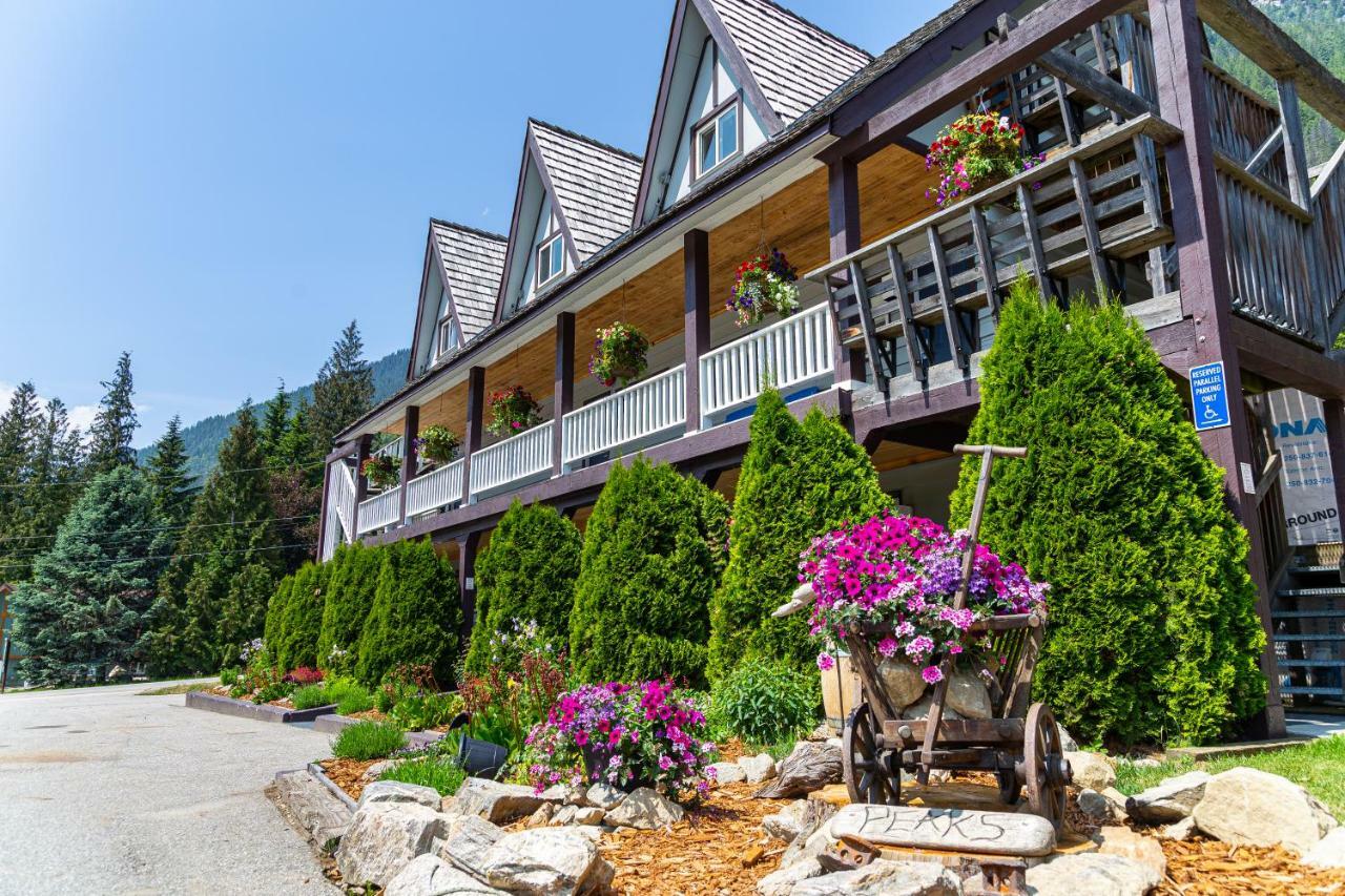 Peaks Lodge Revelstoke Luaran gambar