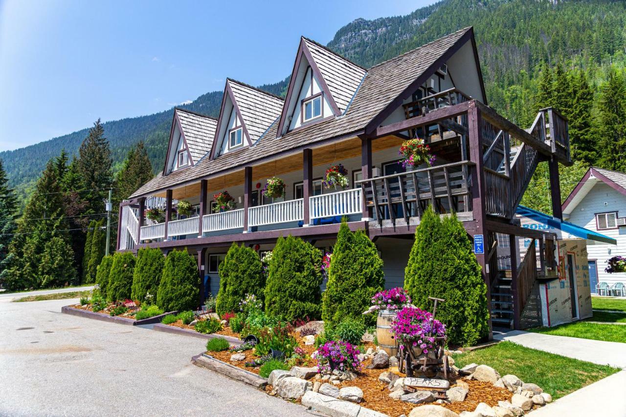 Peaks Lodge Revelstoke Luaran gambar