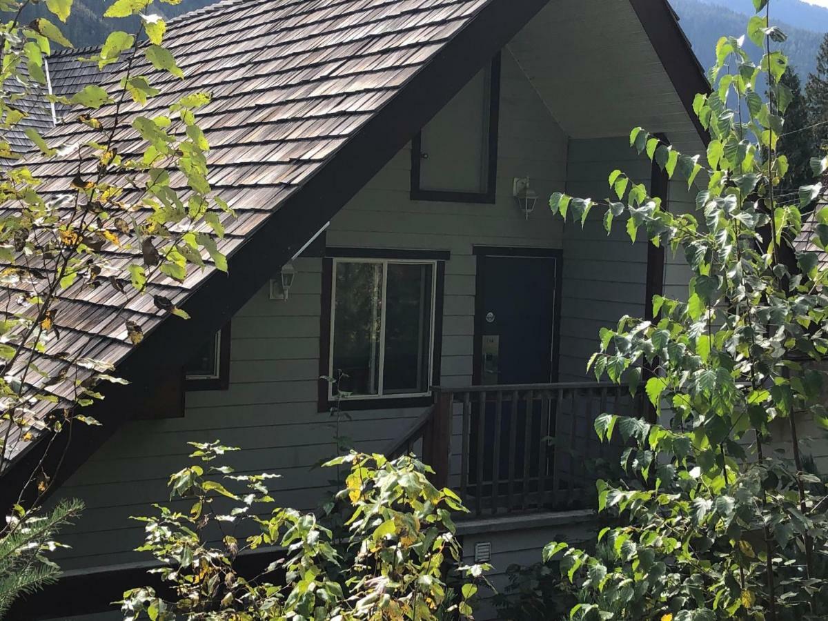 Peaks Lodge Revelstoke Luaran gambar