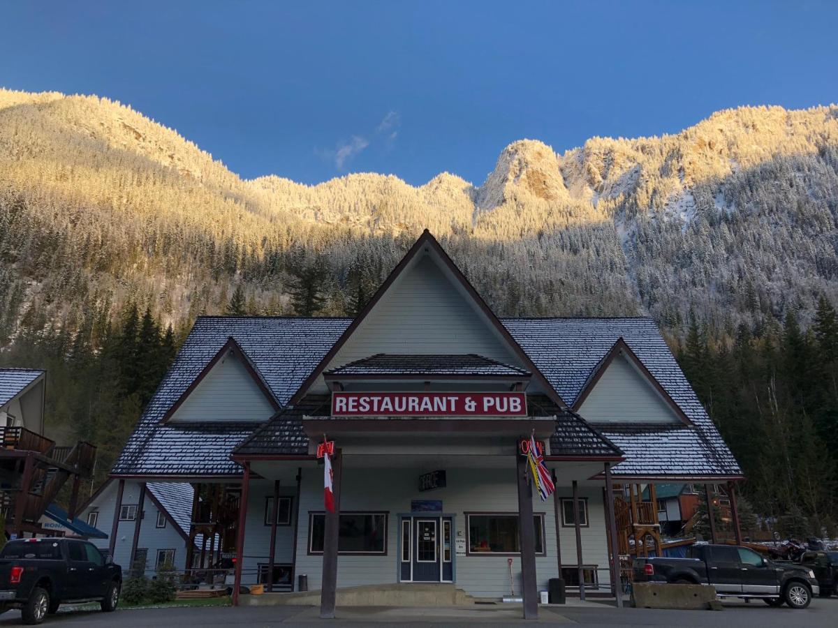 Peaks Lodge Revelstoke Luaran gambar
