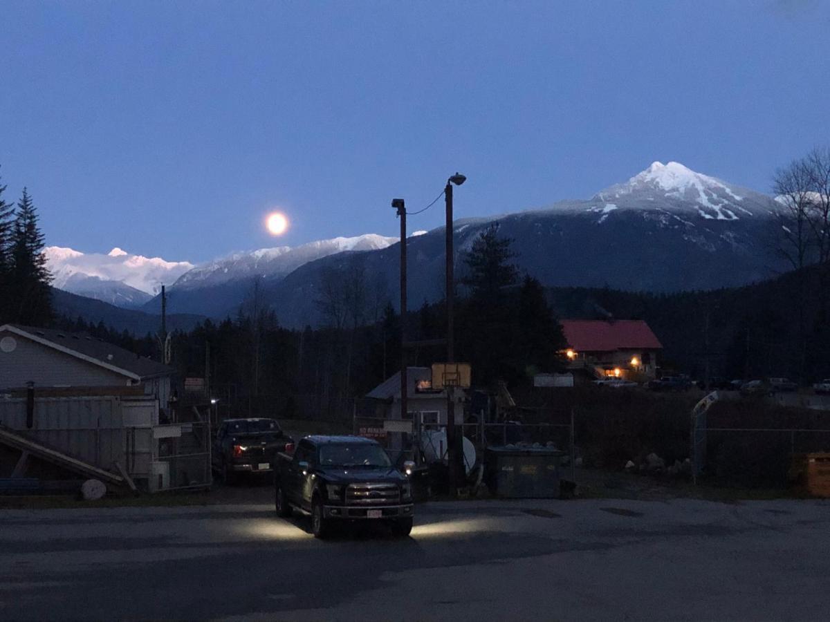 Peaks Lodge Revelstoke Luaran gambar